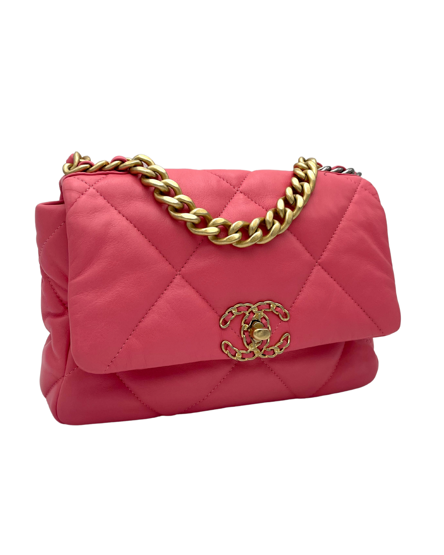 Chanel 19
